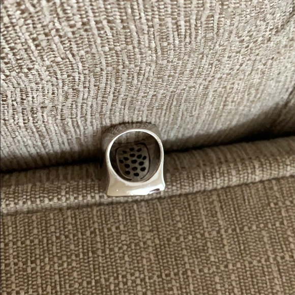 Silver Ring - Picture 16 of 16